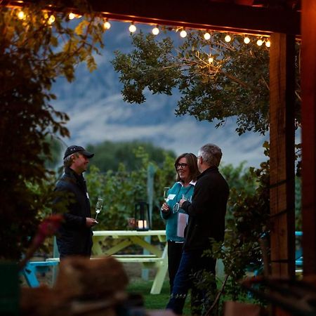 Crowsnest Vineyards Guesthouse Keremeos Dış mekan fotoğraf