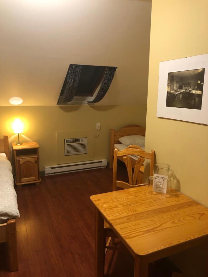 Crowsnest Vineyards Guesthouse Keremeos Dış mekan fotoğraf