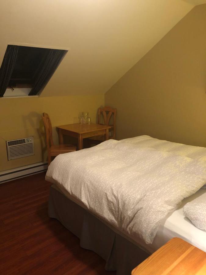 Crowsnest Vineyards Guesthouse Keremeos Dış mekan fotoğraf