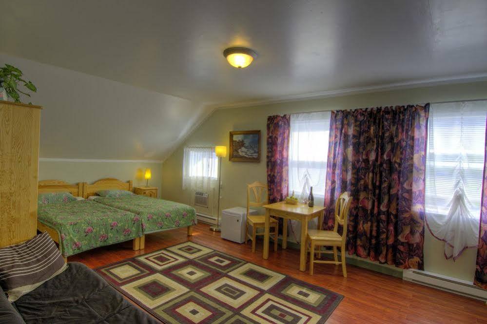 Crowsnest Vineyards Guesthouse Keremeos Dış mekan fotoğraf