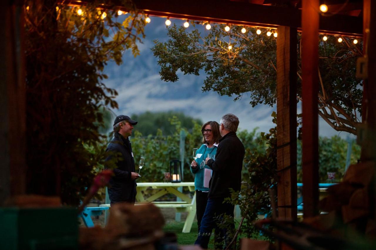 Crowsnest Vineyards Guesthouse Keremeos Dış mekan fotoğraf