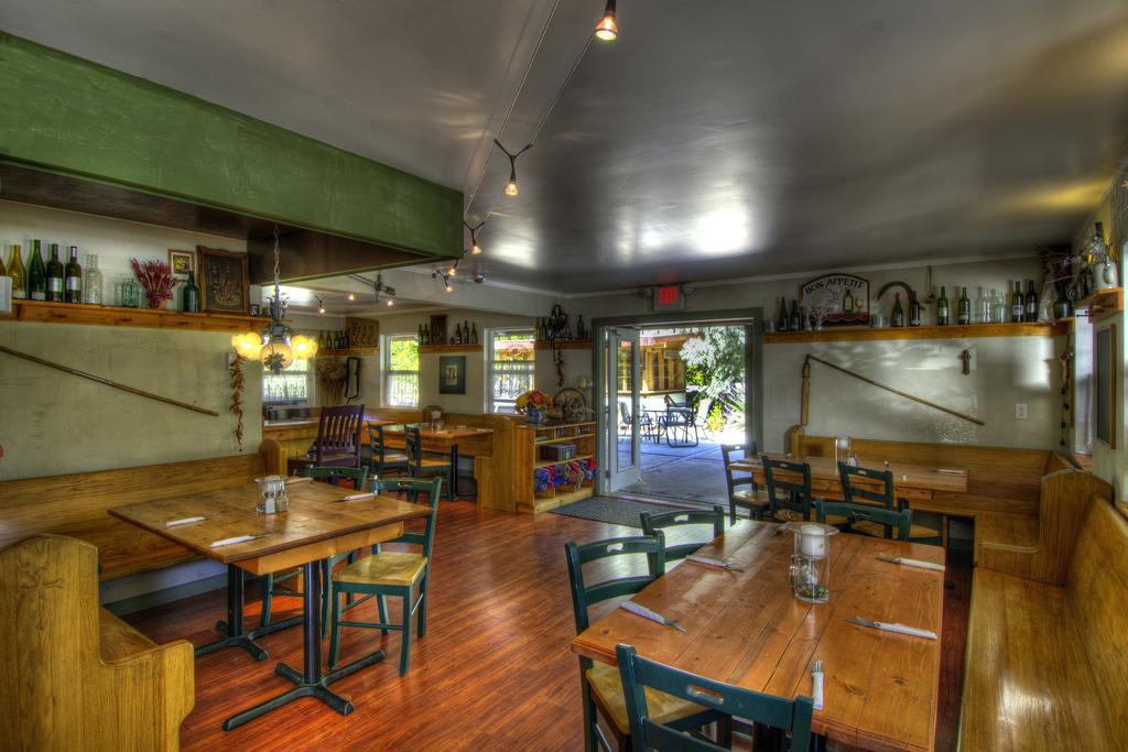 Crowsnest Vineyards Guesthouse Keremeos Dış mekan fotoğraf