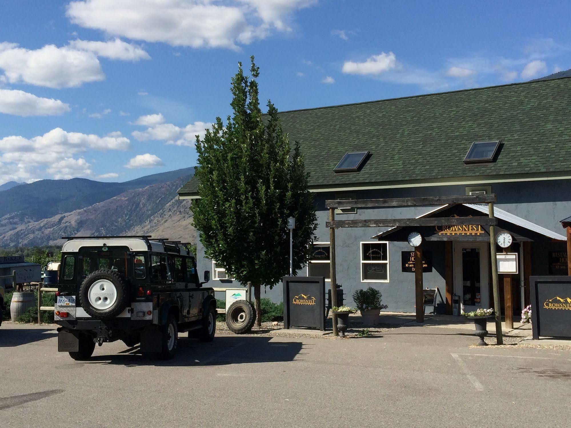 Crowsnest Vineyards Guesthouse Keremeos Dış mekan fotoğraf