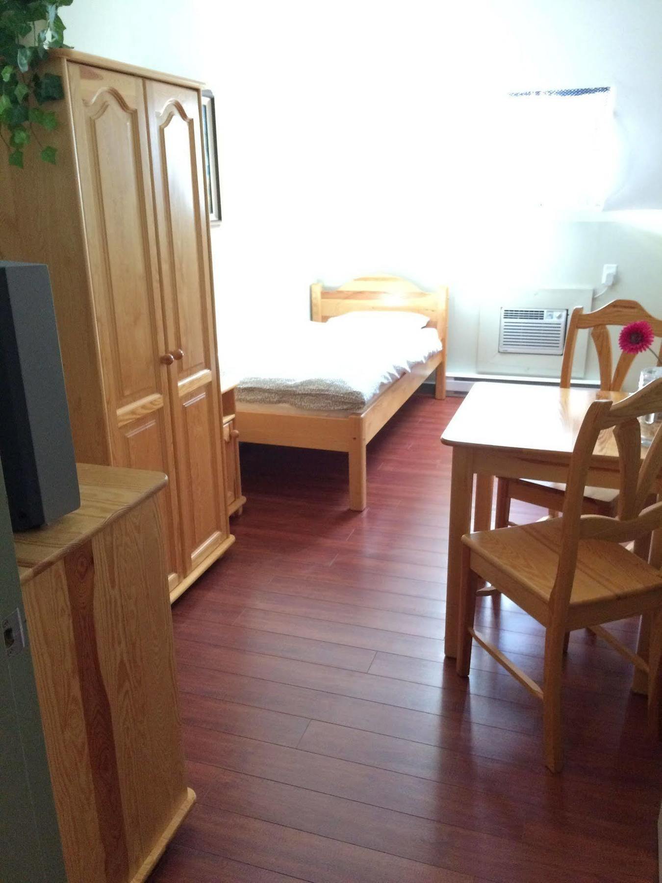 Crowsnest Vineyards Guesthouse Keremeos Dış mekan fotoğraf